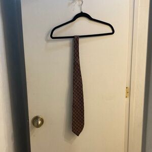 Puritan Geometric Red and Black Tie